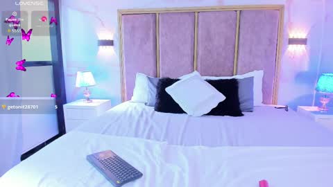 Ammy Jones online show from April 2026 07:58:02 PM