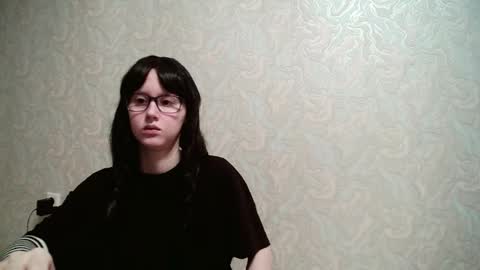 Amomira online show from November 2025 02:15:02 AM