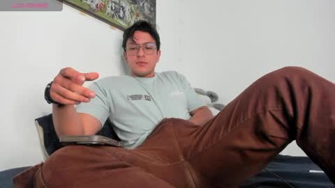 amon__ashford online show from April 2026 03:33:02 AM