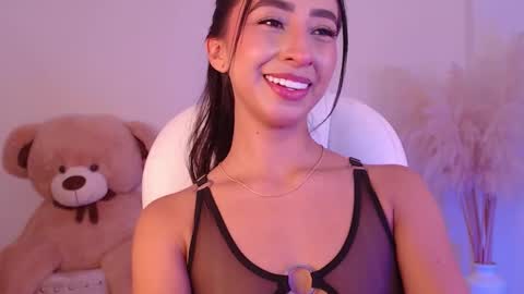 Sophi online show from September 2025 09:44:01 AM