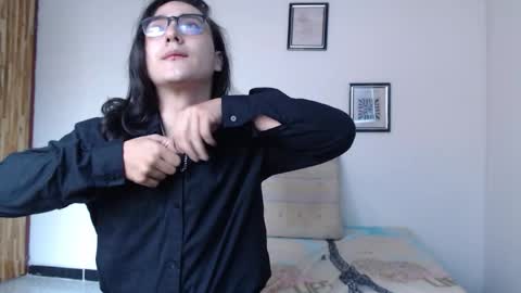 Amoneth online show from February 2026 12:05:02 PM