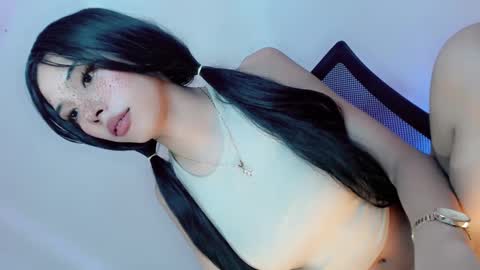 Belle Tylor online show from December 2024 05:27:01 AM