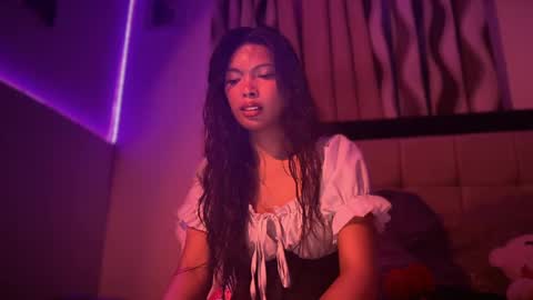 Prinsesa online show from December 2024 05:01:02 PM