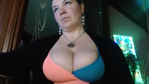 amorelara online show from December 2024 01:14:01 PM