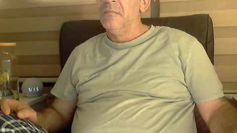 AmorLin online show from March 2026 06:12:02 PM