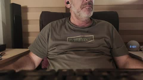 AmorLin online show from April 2026 10:07:02 PM