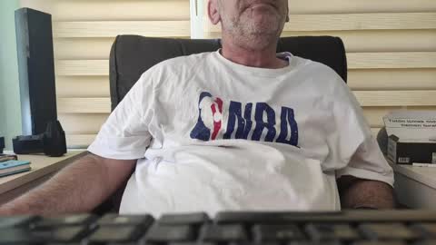 AmorLin online show from April 2026 10:05:01 AM