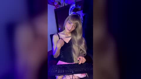 amum6194 online show from May 2026 12:52:01 AM