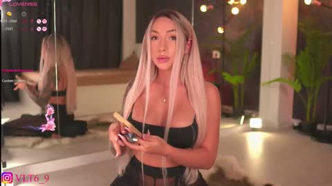    -------------   online show from September 2025 10:32:01 PM