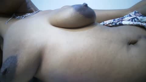 Snapshot of amunetlover chatting on January 2025 02:14:01 PM shantel online show from January 2025 02:14:01 PM