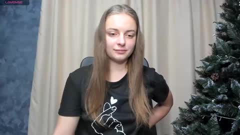 Snapshot of amy___reid chatting on December 2024 04:31:01 AM Amy Reid online show from December 2024 04:31:01 AM