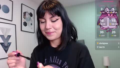 Amy 3 online show from November 2025 04:57:01 AM