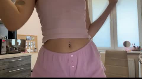 Snapshot of amy_chill chatting on May 2026 04:03:01 PM Amy Chill online show from May 2026 04:03:01 PM