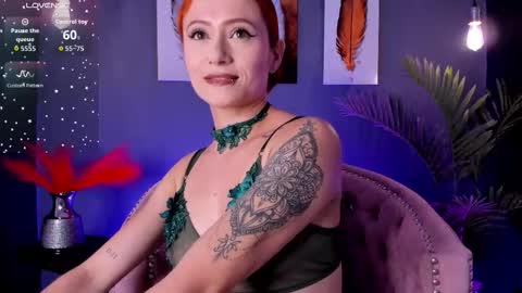 Snapshot of amy_e chatting on February 2026 06:59:01 PM Amy Evans online show from February 2026 06:59:01 PM