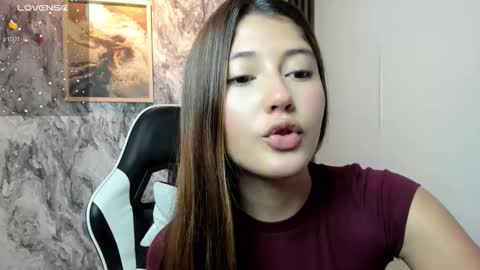 Snapshot of amy_innocent_ chatting on September 2025 08:32:02 PM Amy online show from September 2025 08:32:02 PM