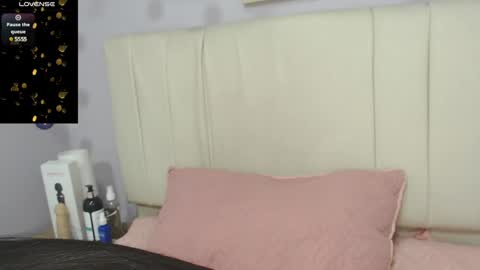 Amy online show from January 2025 01:41:01 PM