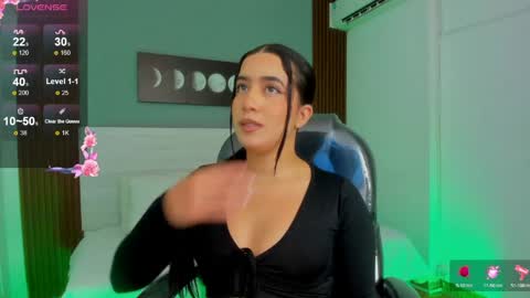 Snapshot of amy_leah_ chatting on April 2026 01:31:02 PM amy_leah_ online show from April 2026 01:31:02 PM