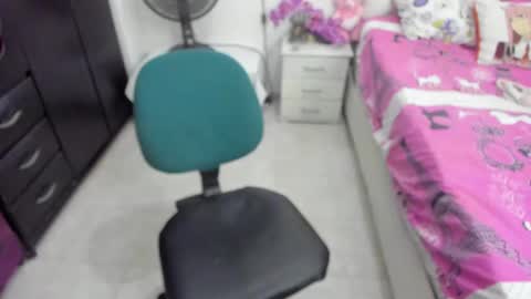 Amy Caroland online show from December 2024 05:49:02 AM