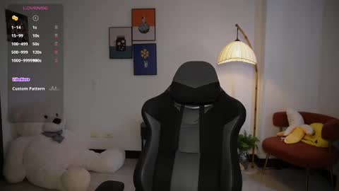 Daniela M online show from February 2025 04:35:02 PM