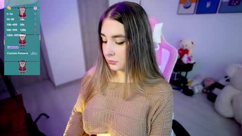 Daniela M online show from November 2025 05:59:01 PM