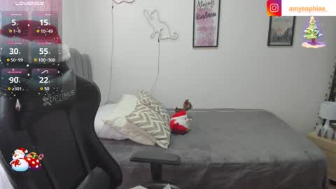 Amy sophia 3 online show from December 2024 01:30:02 PM