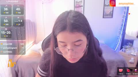 Amy sophia 3 online show from January 2025 04:37:02 PM