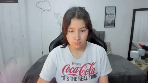 Amy sophia 3 online show from September 2025 11:32:02 AM