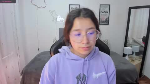 Amy sophia 3 online show from September 2025 11:45:01 AM