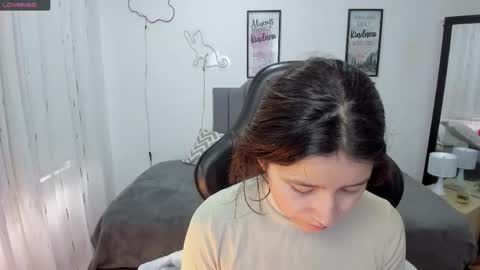 Amy sophia 3 online show from September 2025 11:57:01 AM