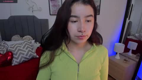 Snapshot of amy_sophiaa chatting on February 2026 11:40:01 AM Amy sophia 3 online show from February 2026 11:40:01 AM