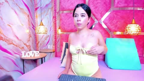 amy_stewardd online show from May 2026 10:26:01 PM