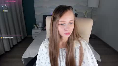 Amy online show from September 2025 09:48:01 PM