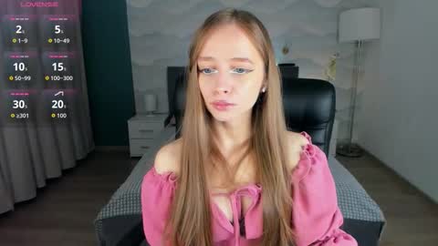 Amy online show from November 2025 09:20:02 PM