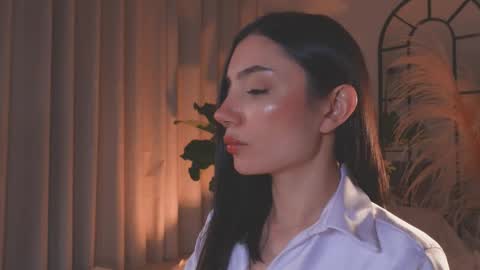 Amy Armstrong online show from October 2025 01:35:01 AM