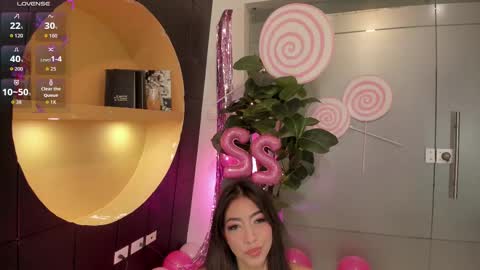 Amy online show from October 2025 09:03:02 PM