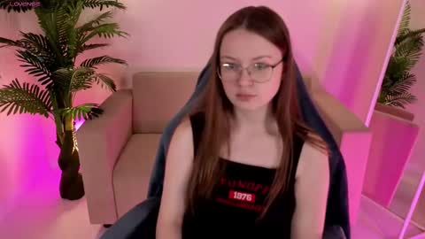 Snapshot of amycherryberry chatting on October 2025 01:24:02 AM amycherryberry online show from October 2025 01:24:02 AM