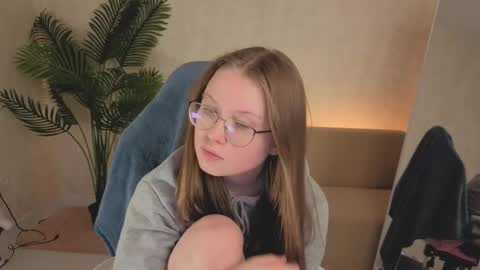 Snapshot of amycherryberry chatting on November 2025 03:50:01 AM amycherryberry online show from November 2025 03:50:01 AM