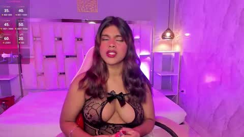 amyevan_ online show from December 2025 09:20:01 PM