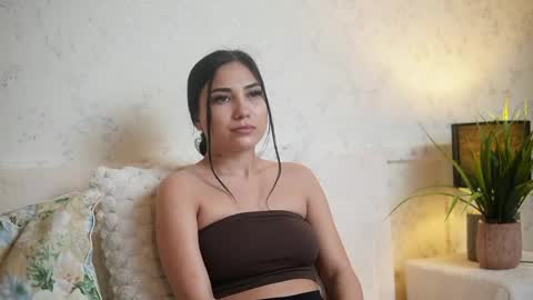  Amy  online show from May 2026 01:56:01 AM
