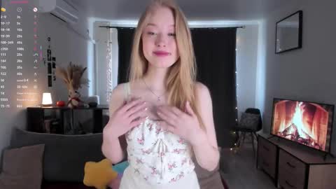 Snapshot of amylouwood chatting on February 2026 06:42:01 AM Amy online show from February 2026 06:42:01 AM