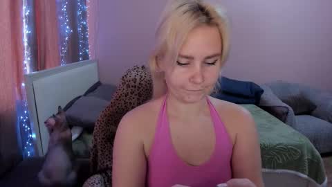 Snapshot of amymilson chatting on February 2026 09:57:02 AM amymilson online show from February 2026 09:57:02 AM