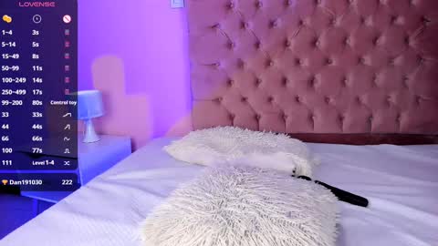 Amy ... Nice to meet u   thumb up me please its important online show from February 2025 04:42:02 AM