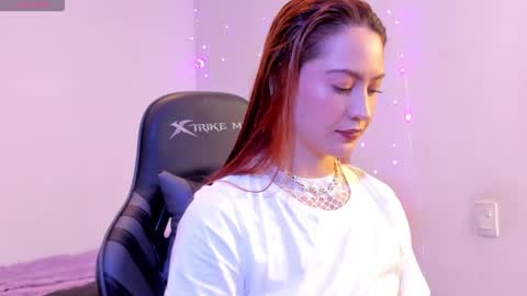 Snapshot of amypond__ chatting on November 2025 05:01:02 PM Amy online show from November 2025 05:01:02 PM