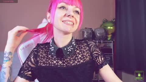 Amy Rose online show from April 2026 06:25:02 PM