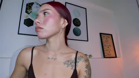 Snapshot of amysc chatting on May 2026 12:02:01 PM Amy online show from May 2026 12:02:01 PM