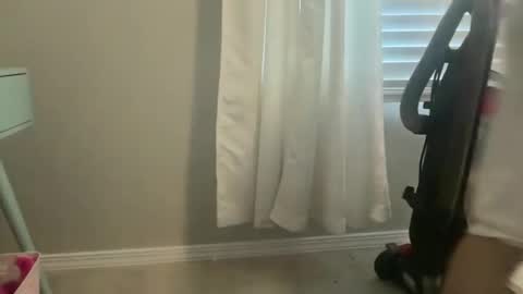 Amy Smilez online show from September 2025 02:18:02 PM