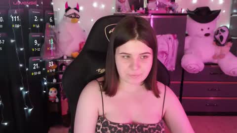 amyvibes online show from October 2025 08:33:02 PM