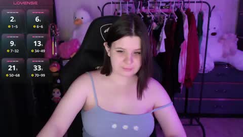 amyvibes online show from April 2026 08:10:02 PM