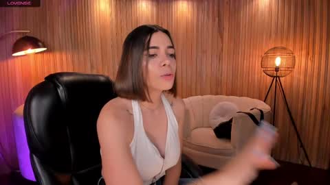 AMY WALKER online show from February 2025 10:15:02 AM