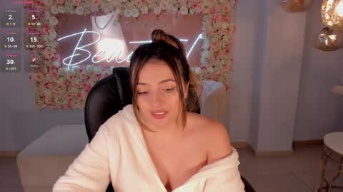    online show from December 2024 06:11:02 AM